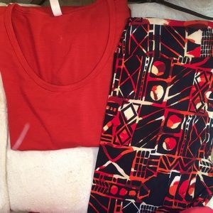 L LYNNAE W/ PERFECT MATCH TC LEGGINGS